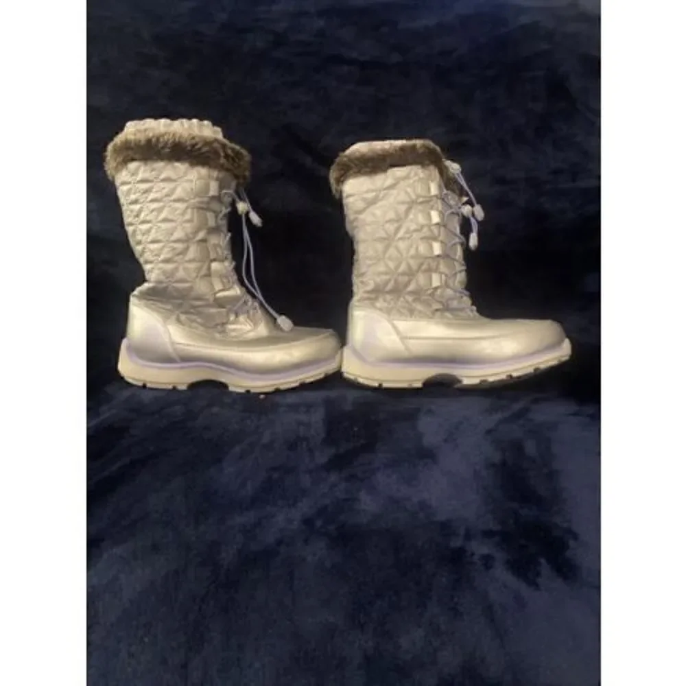 Lands end winter snow boots warm silver faux fresistent women Size 4